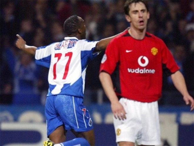 西蒙尼抛出 西蒙尼抛出